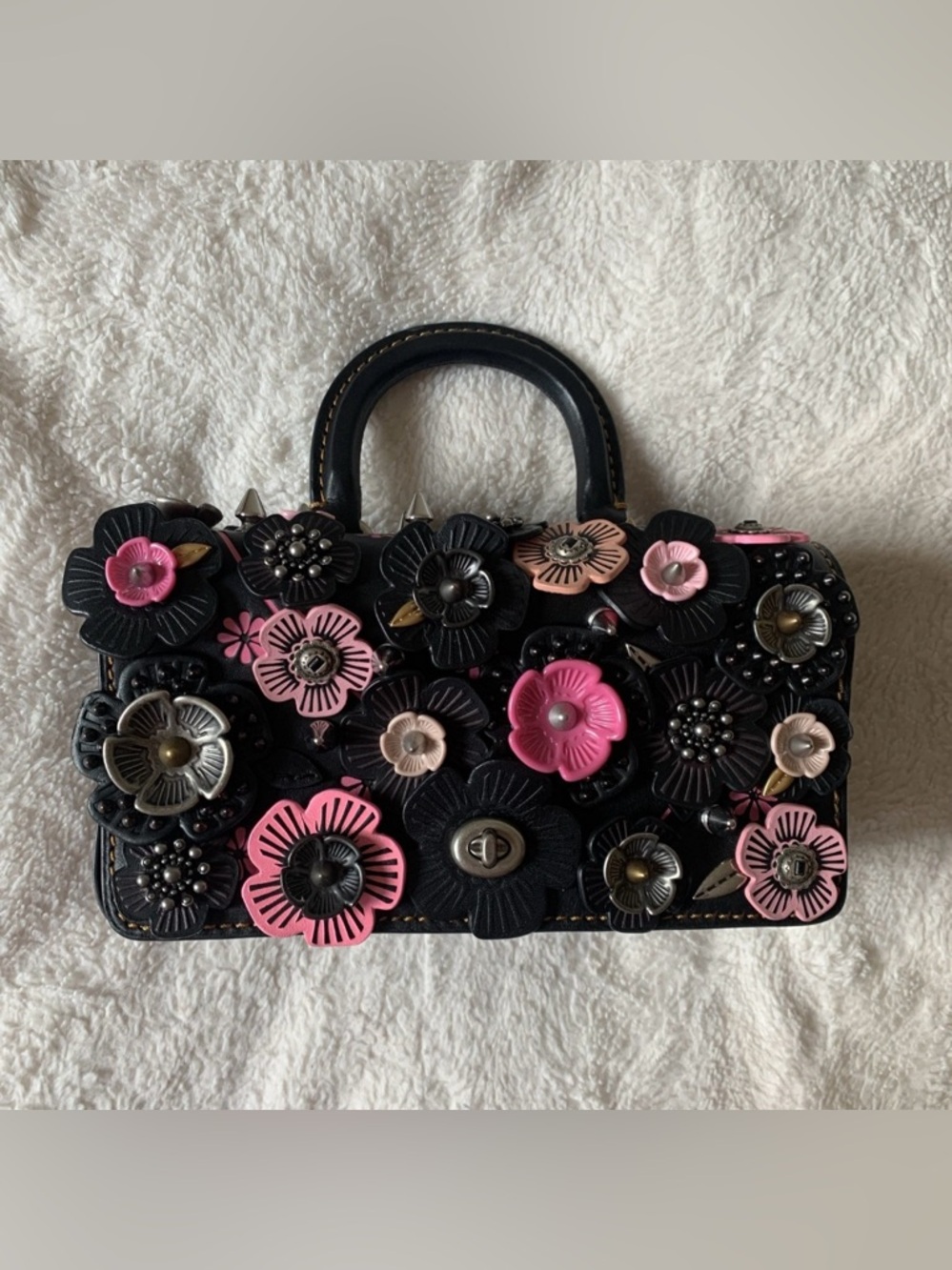 Coach 1941 Black Pink Tea Rose Appliqué Double Dinky Bag - Picture 2 of 16